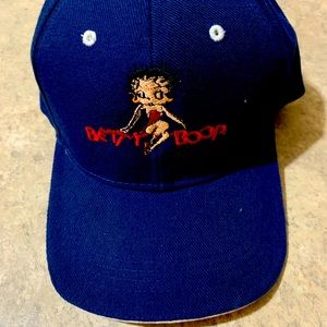Betty boop cap. Like new condition. Adjustable. OS